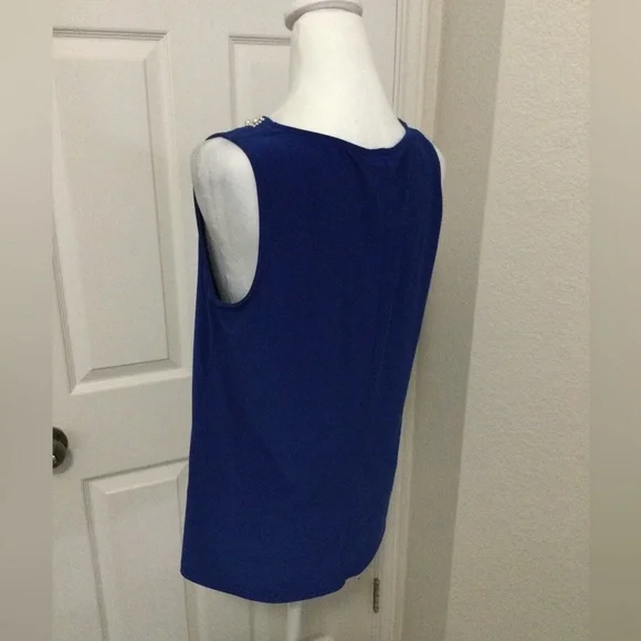 Tiana B. Blue Sleeveless Top with Embellished Neck Size M - Picture 4 of 9